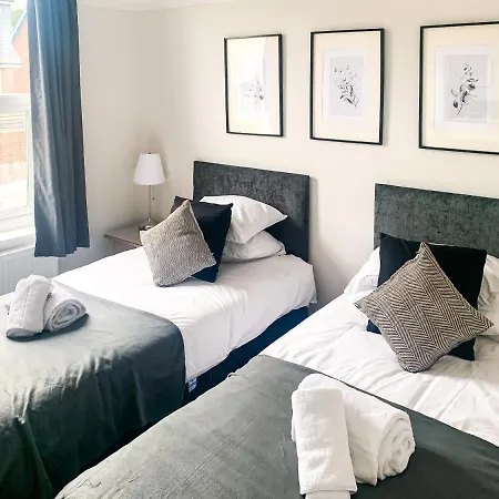 Cedar House - Quaint Victorian With Free Parking Apartman York