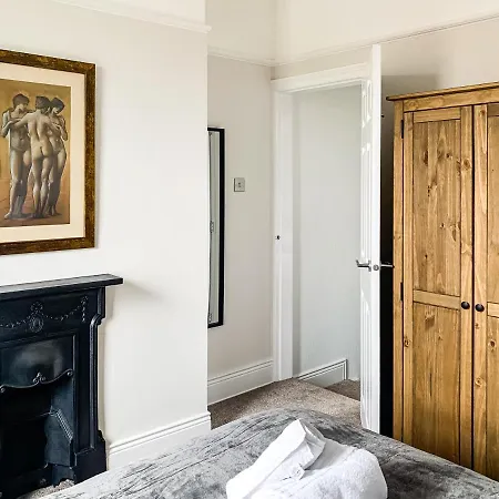 Appartement Cedar House - Quaint Victorian With Free Parking *