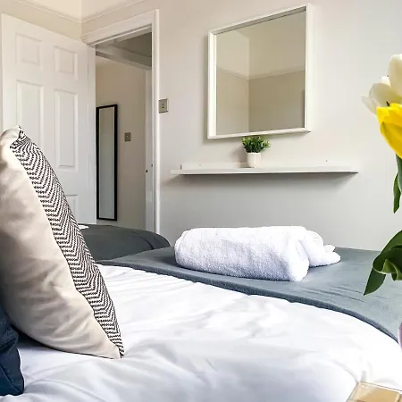 Cedar House - Quaint Victorian With Free Parking * York