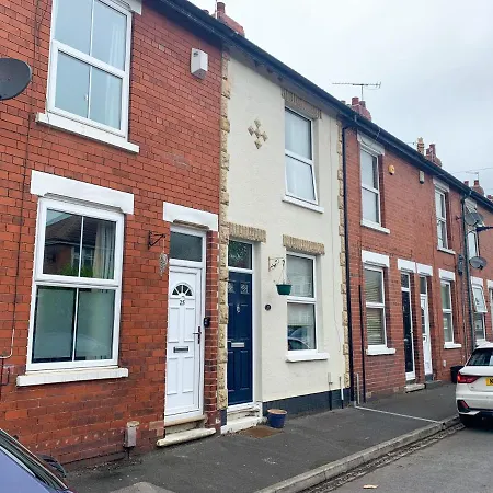 Cedar House - Quaint Victorian With Free Parking * York