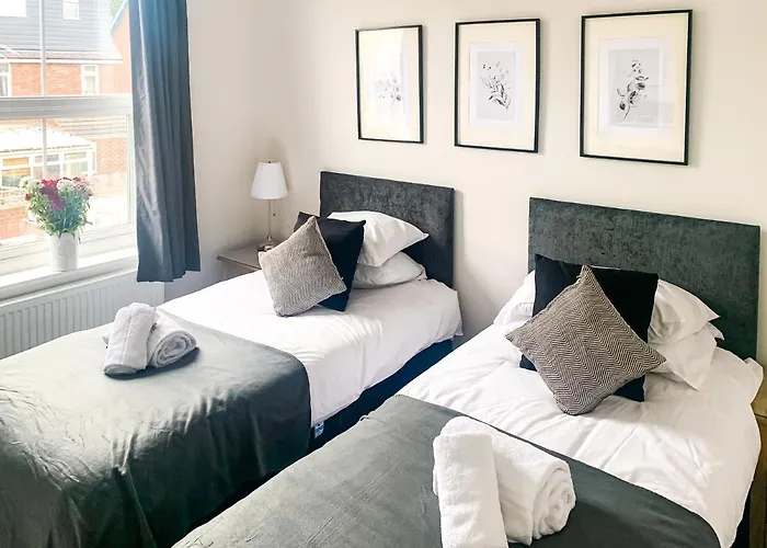 Cedar House - Quaint Victorian With Free Parking Apartament York