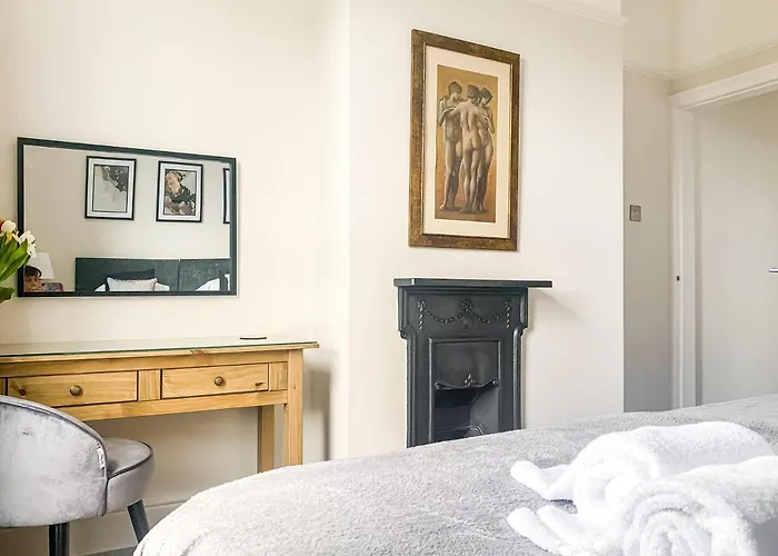 Cedar House - Quaint Victorian With Free Parking Appartamento York