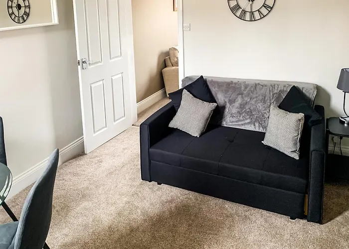 Cedar House - Quaint Victorian With Free Parking Apartament *