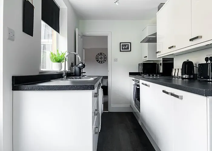 Cedar House - Quaint Victorian With Free Parking Appartamento