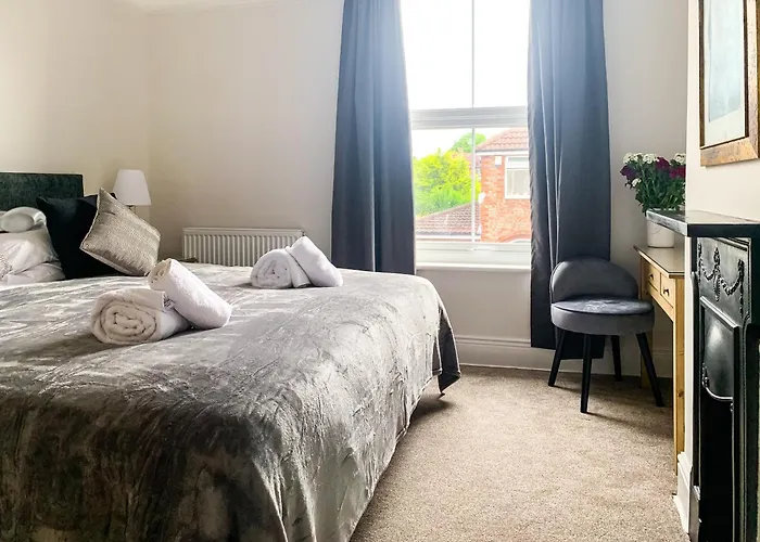 Cedar House - Quaint Victorian With Free Parking Apartament York