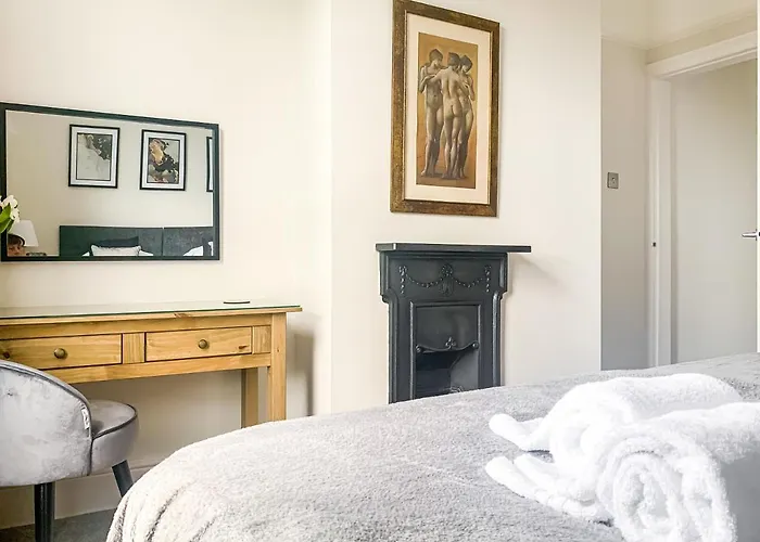 Apartament Cedar House - Quaint Victorian With Free Parking