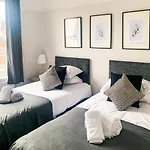 شقة Cedar House - Quaint Victorian With Free Parking يورك